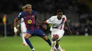 Frenkie de Jong Kecewa Berat Usai Barcelona Tumbang di Menit Akhir Lawan PSG